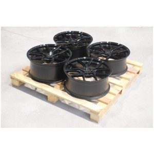JANTA JR Wheels Complete Sets CB72.6 5x120 19/8;9 ET40 Black